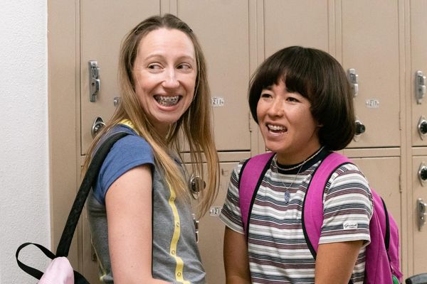 Pop Culturing: Bullying, Boys and BFFs in the Wonderful 'PEN15' Season 2