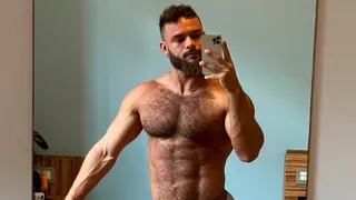 We Can't Take Our Eyes Off Luís Felipe Chiarelli's Thighs on his Scenic Irish Hike