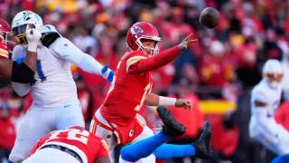 NFL Playoffs Will Miss Mahomes, Brady and Manning for the First Time Since the 1998 Season